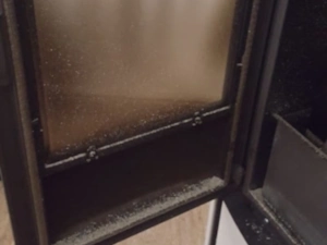 Pellet Burner Dirty Glass